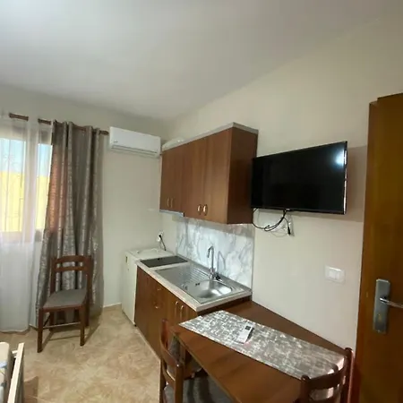 بيت ضيافة Holiday Apartament4 فلورا